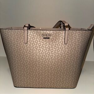 GUESS Women's Pink/Tan Tote Bag